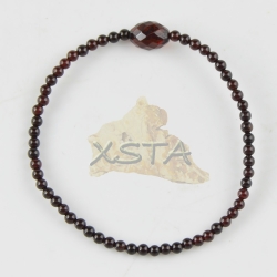 Amber bracelet with olive faceted beads